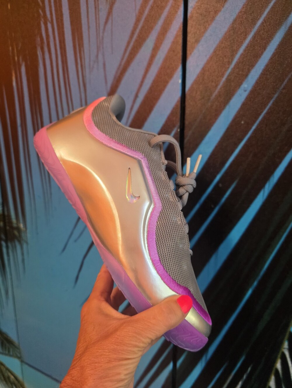 Nike LeBron XXIII Lux Bubble Boy Iridescent Silver & Purple Sneaker 7y/8.5 women - Picture 2 of 10